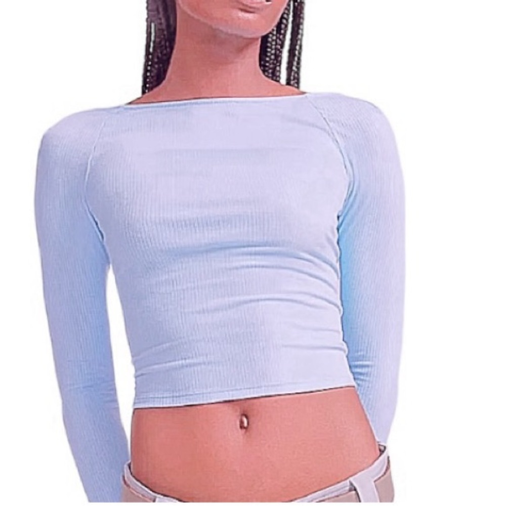 H&M Top NEW Light Blue Long Sleeves Crop Tee Size M